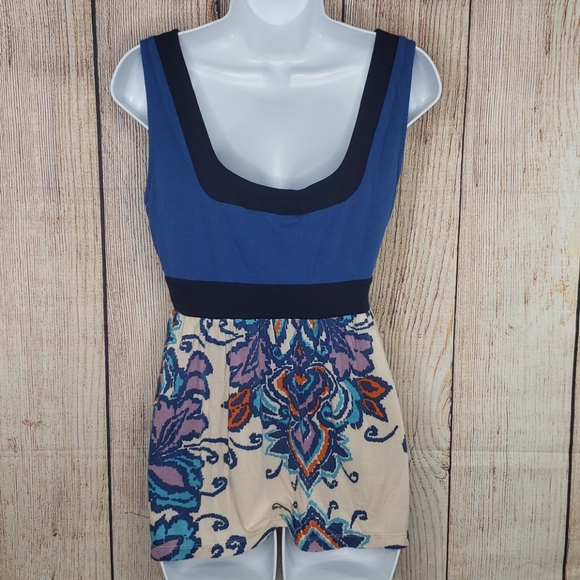 Ric Rac Anthropologie Papyrus Sleeveless Top - Picture 3 of 5